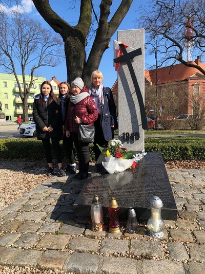 Pomnik ofiar zbrodni katyńskiej w Głogowie, fot. Sylwia Woroniec